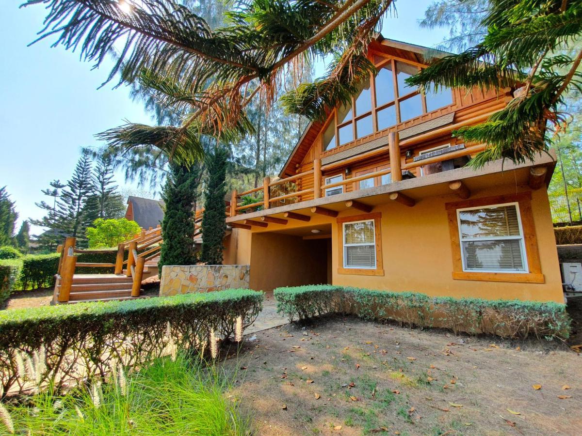 Toscana Log Home Ban Nong Rua Exterior photo